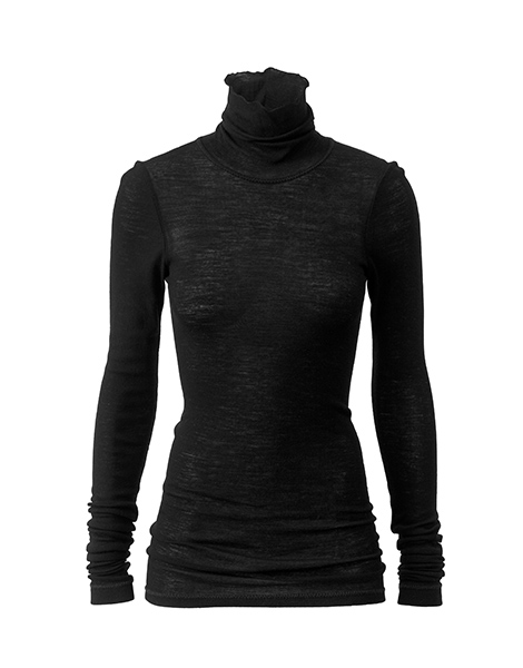 Die neue Studio Kollektion von H&M besticht durch schwarze It-Pieces.