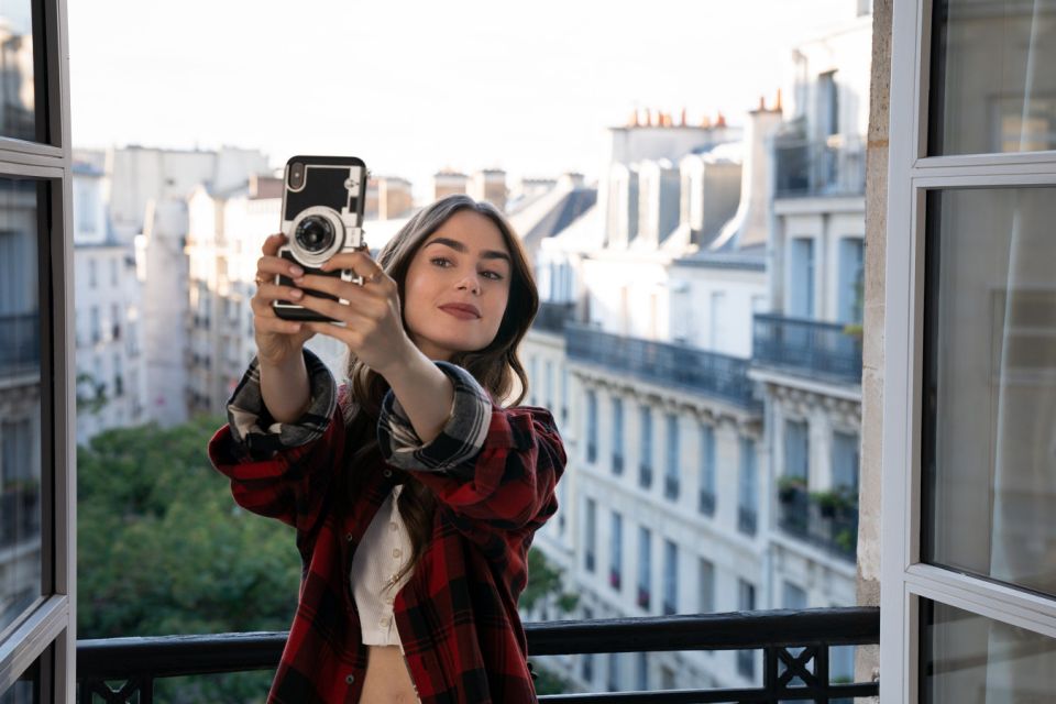 emily in paris phoen case